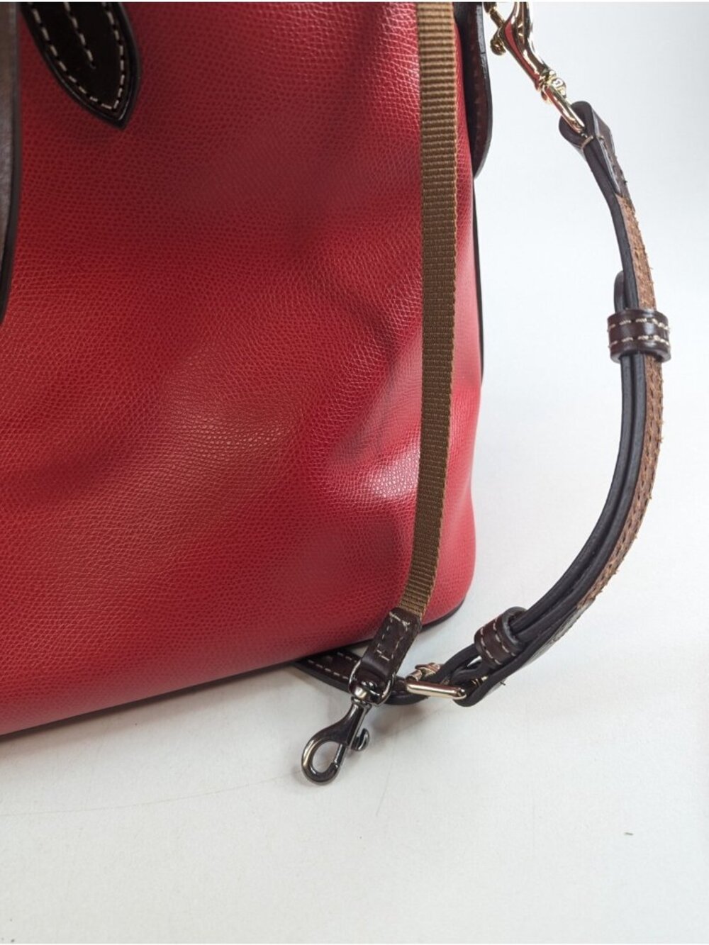 Dooney & Bourke Small Gabriella Leather Satchel Purse Bag Red EUC $248 Retail - Picture 11 of 14